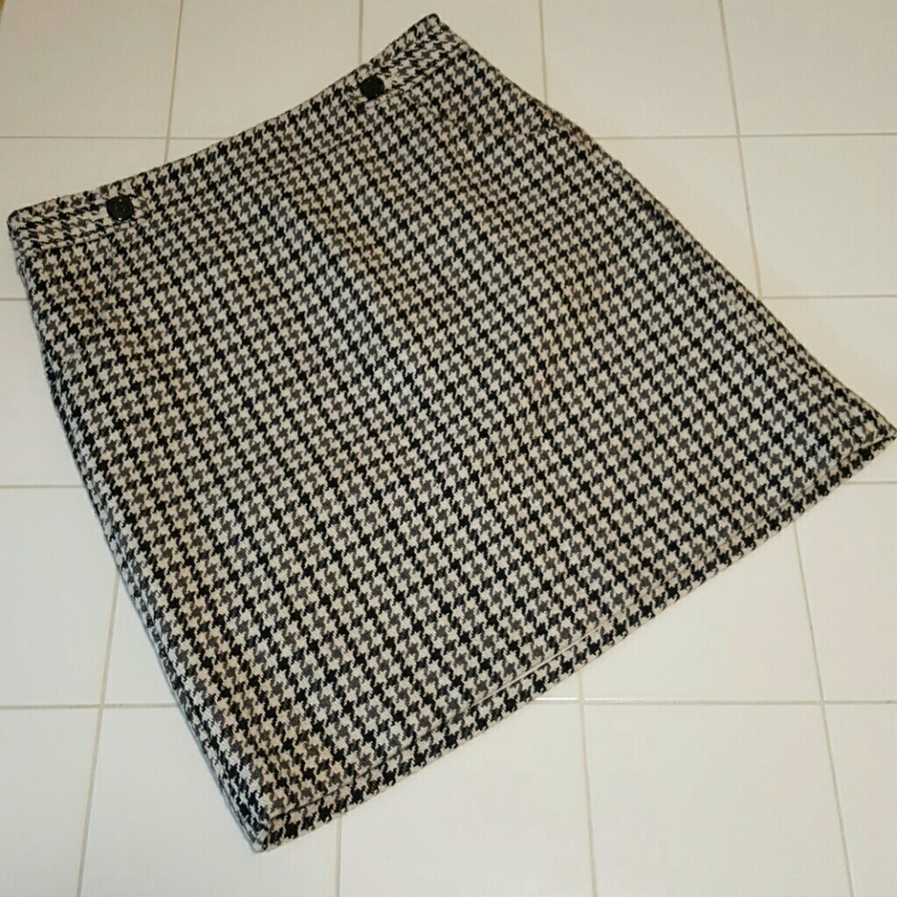 Ann Taylor skirt