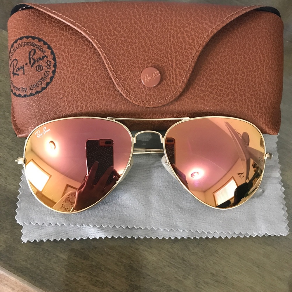 Pink Ray Ban aviators
