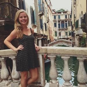 Meet your Posher, Emma