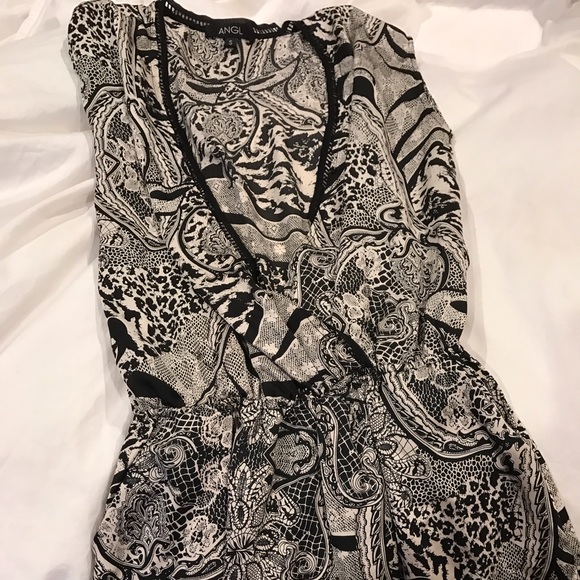 Angle cute romper! - Picture 1 of 2