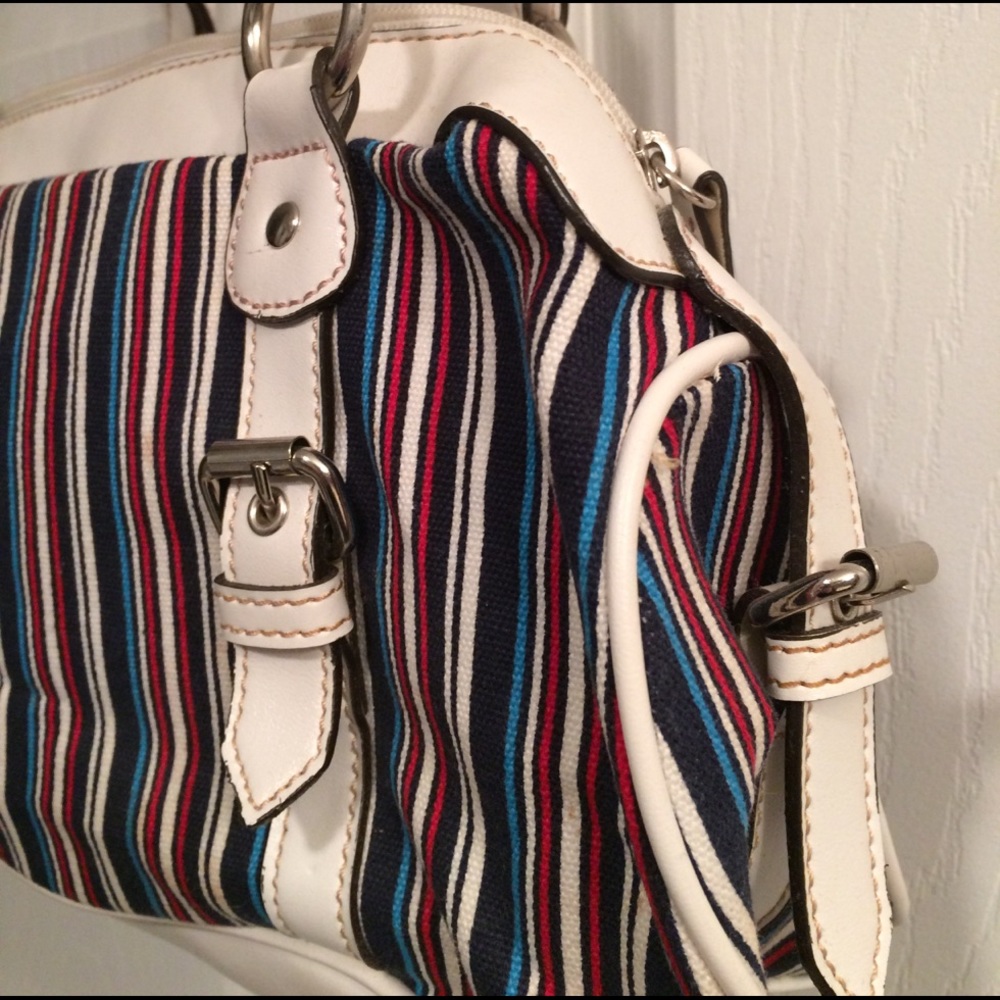 Multi Color Striped Purse - Picture 2 of 3