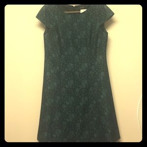 Tahari Lace print blue and black cap sleeve dress