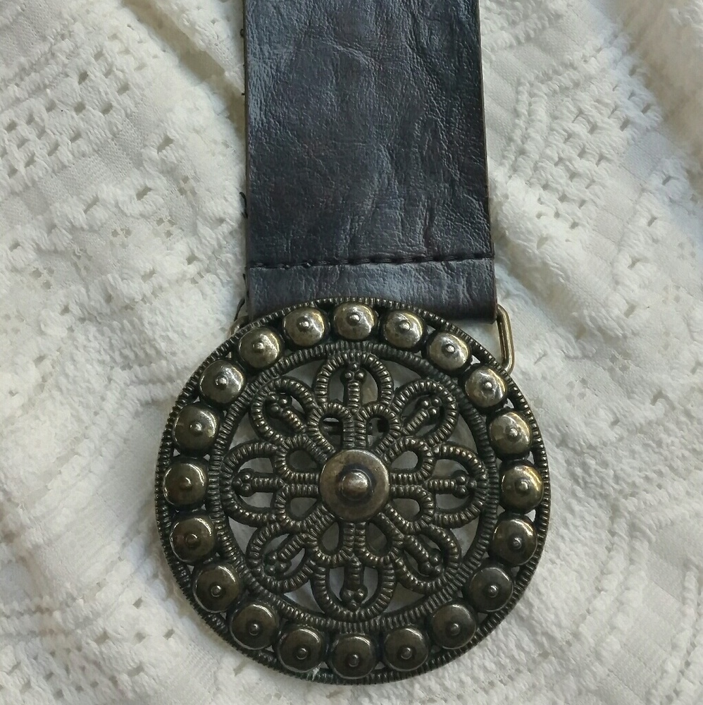 Fully Adjustable Brown Sonoma Belt - Picture 3 of 3
