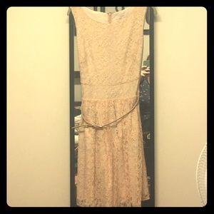 LOFT peach & silver lace dress w/ belt size 6