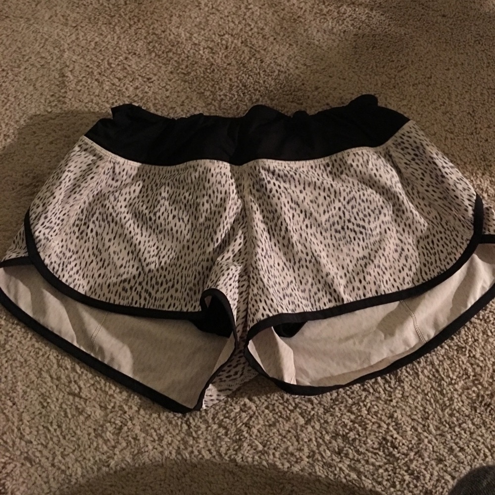 Lulumon shorts!