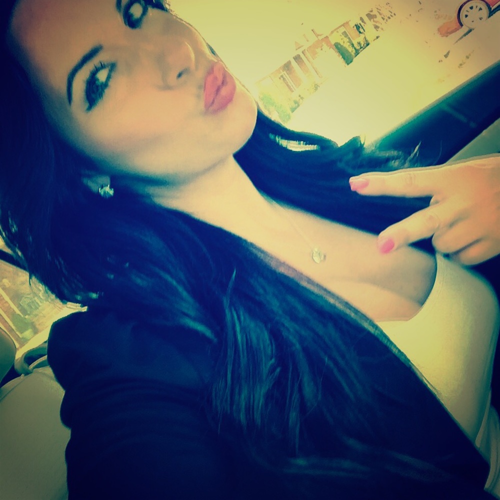 Meet your Posher, Jennifer