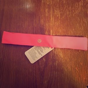 NWT: Lululemon Athletica Skinny Headband