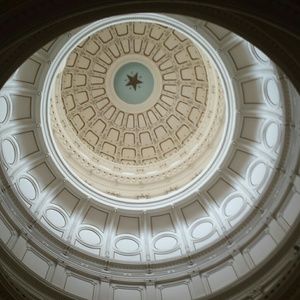 Meet your Posher, Perla