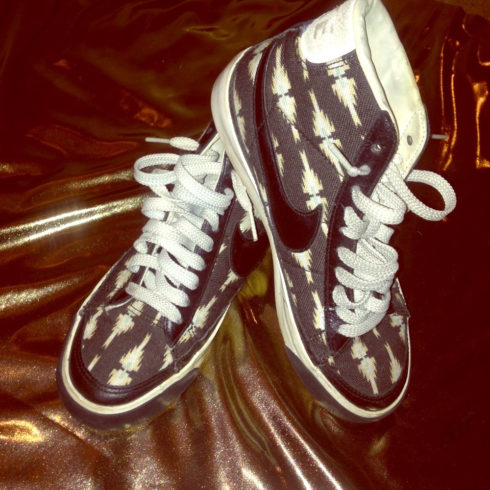 Nike Blazers - Aztec