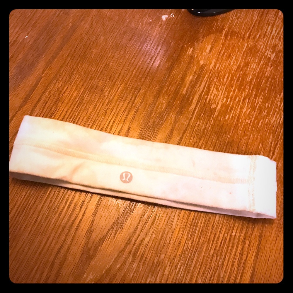 White Lululemon Athletica Fly-Away Tamer Headband