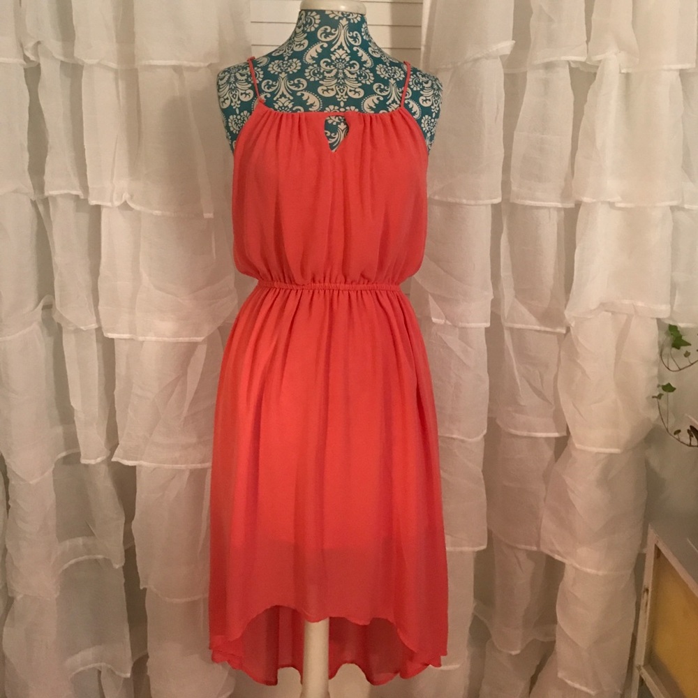 Sleeves chiffon dress