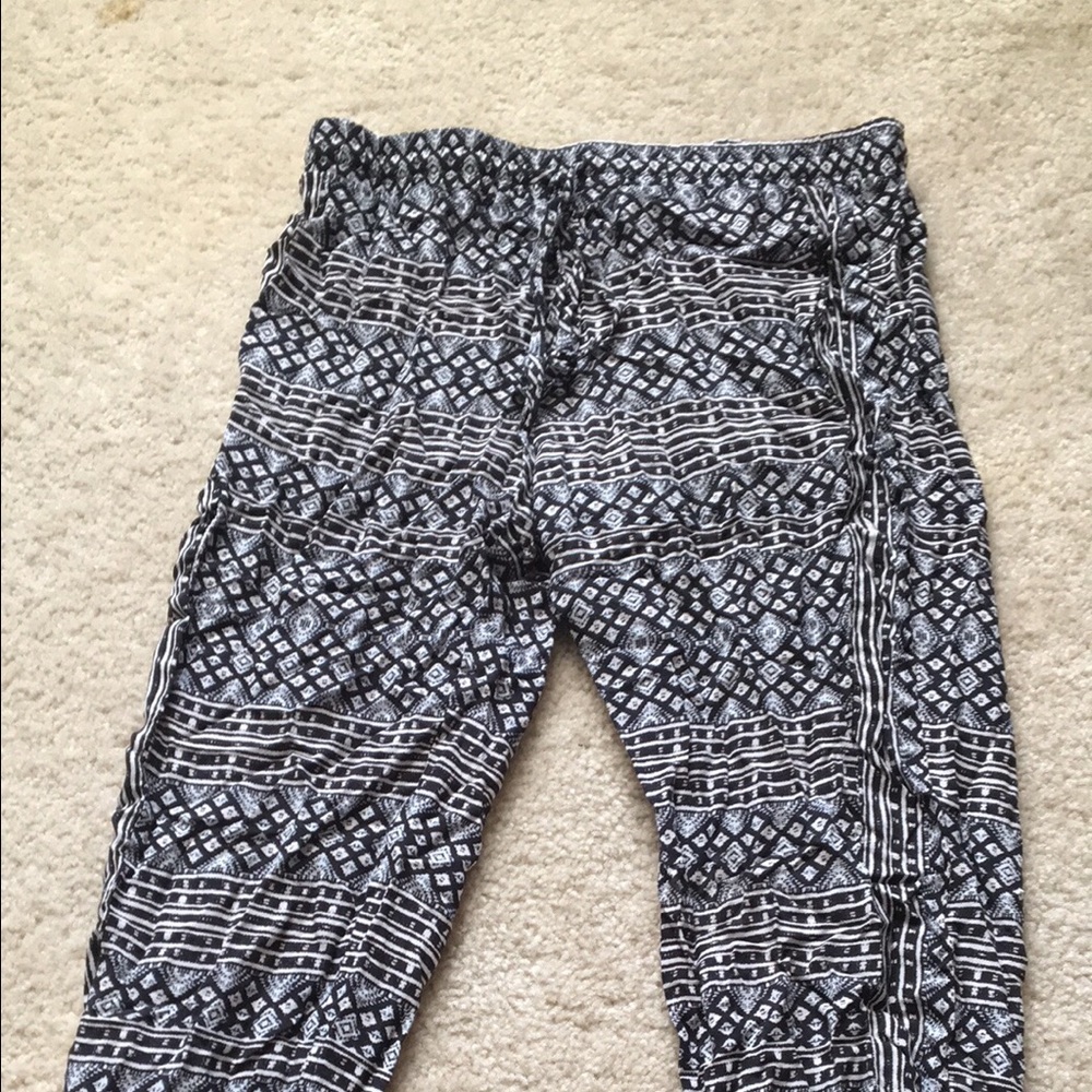 BCBG LINEN PRINT PANTS
