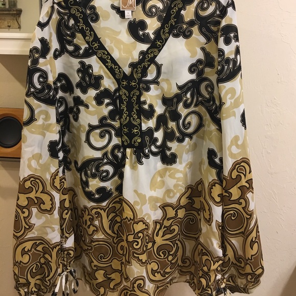 JM Blouse - Picture 4 of 4