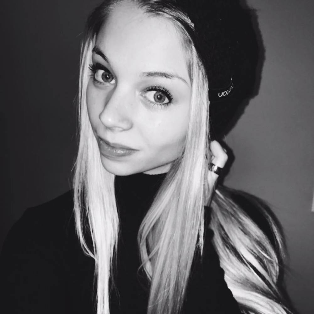 Meet your Posher, Savannah