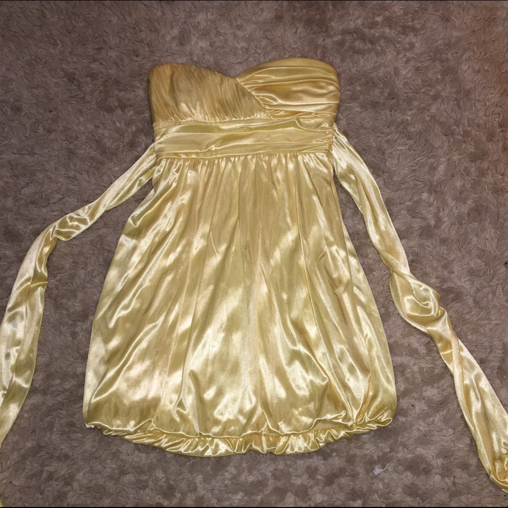 Yellow sateen dress
