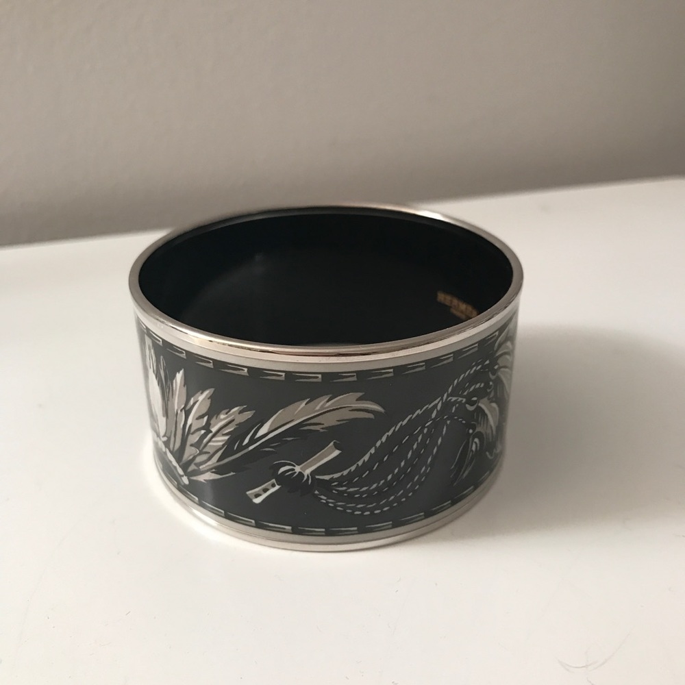 Hermes extra wide enamel bangle