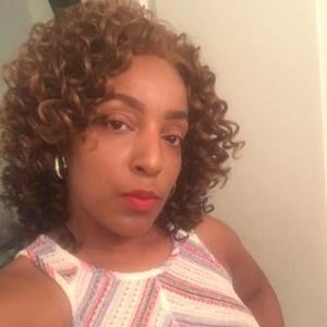 Meet your Posher, Aisha