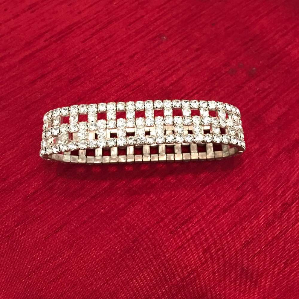 Rhinestone Stretch Bracelet
