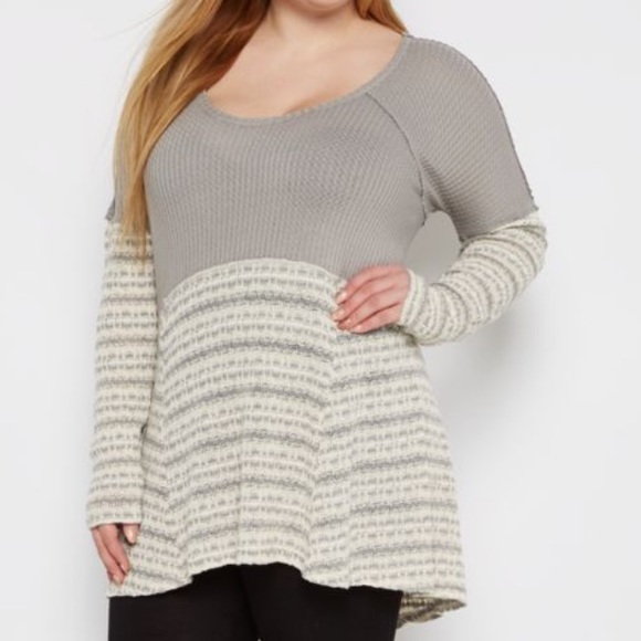 Plus Size Gray Striped High-Low Thermal Tunic - Picture 2 of 3