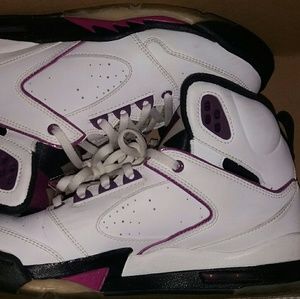 Jordan 60plusses size 7y