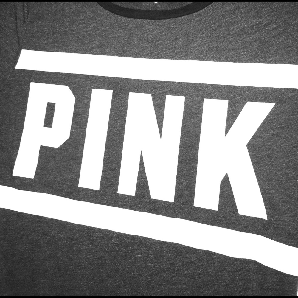💕Victoria secret logo t shirt💕