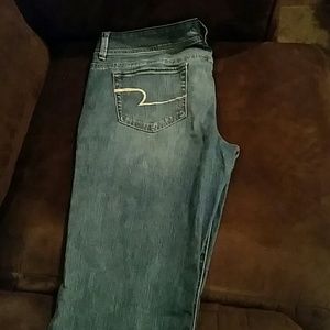 Boot cut jeans