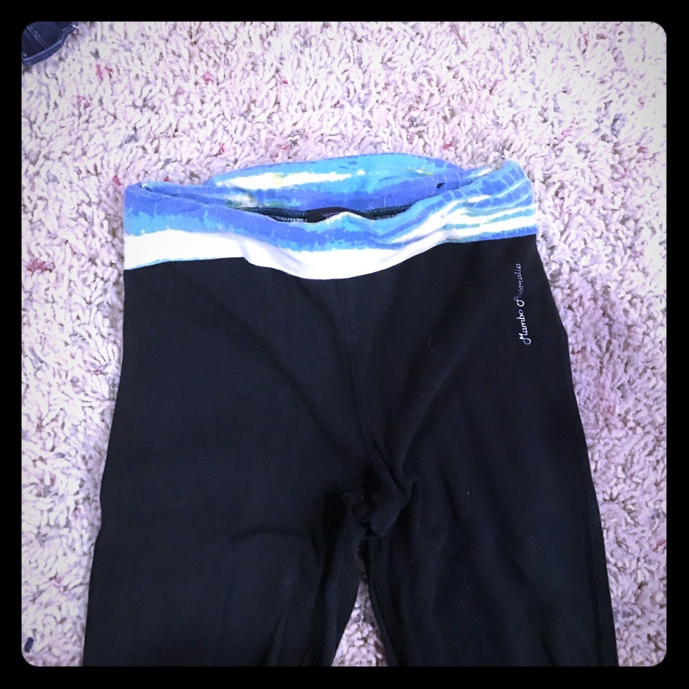 These are a black pair of yoga pants