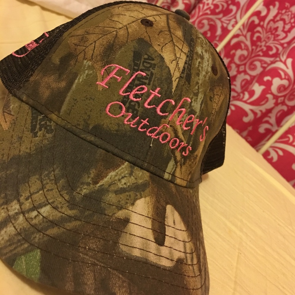 CAMO TRUCKER HAT