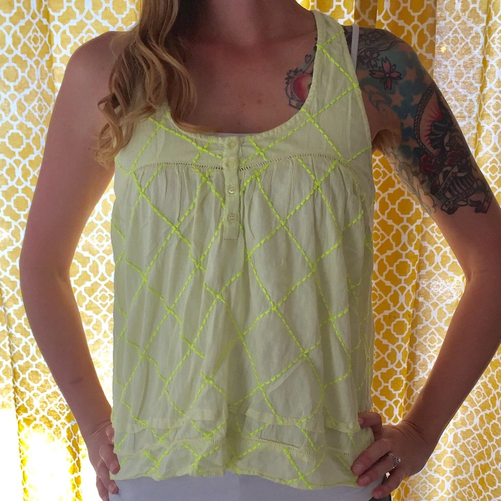 O'Neill neon yellow tank