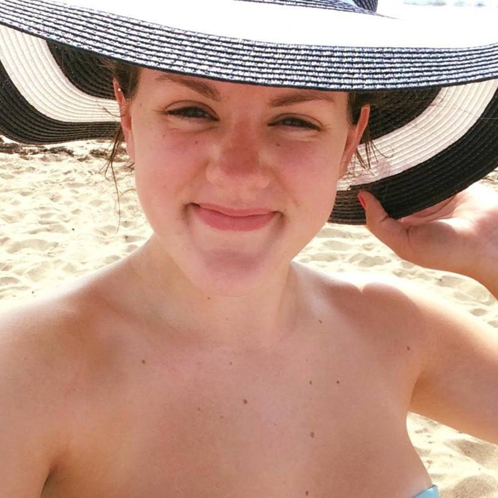Meet your Posher, Rebecca