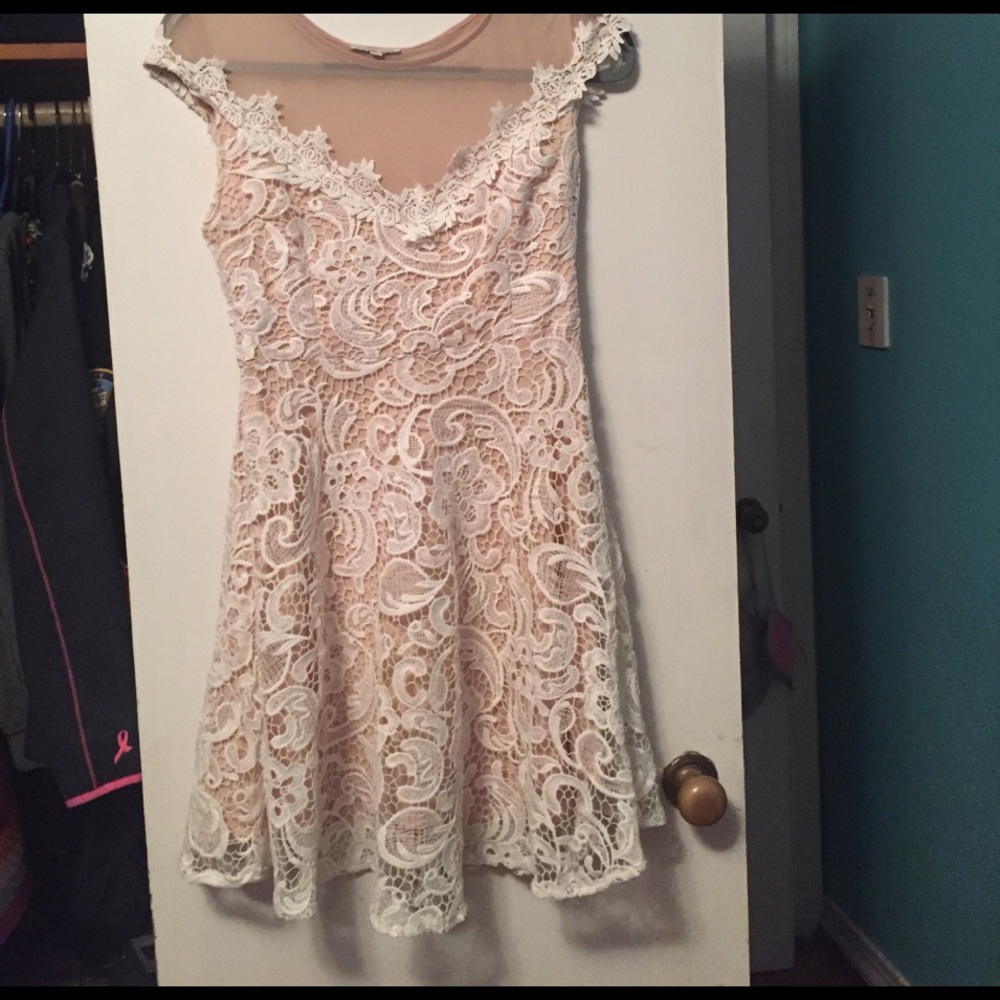 Short White lace dress