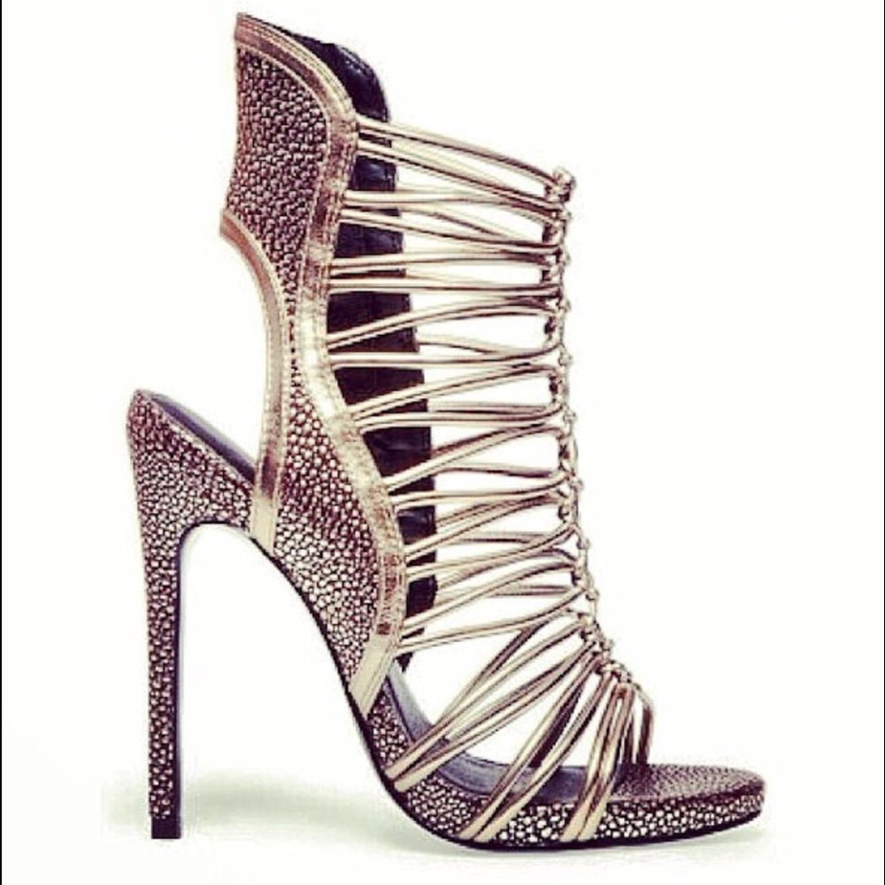 Brand new! 💥Steve Madden Heels
