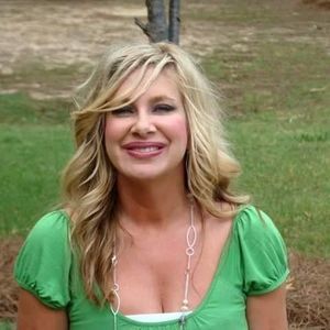 Meet your Posher, Marianne