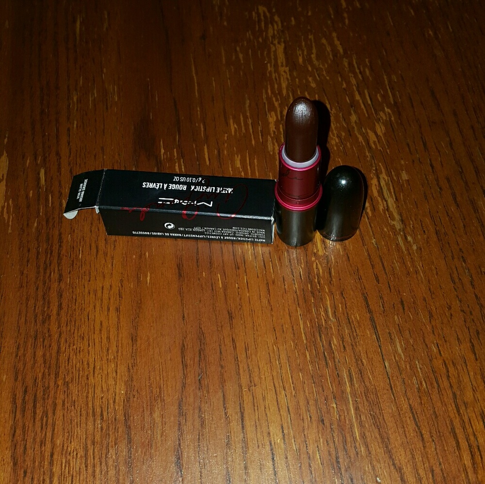 Mac viva glam ariana grande...