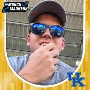 Meet your Posher, Aidan