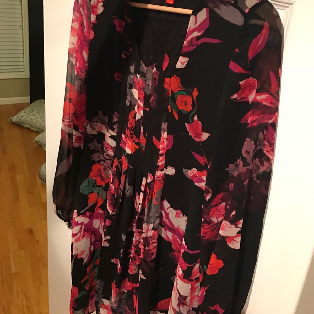 Flowered boho dress with tie neck - Picture 2 of 2