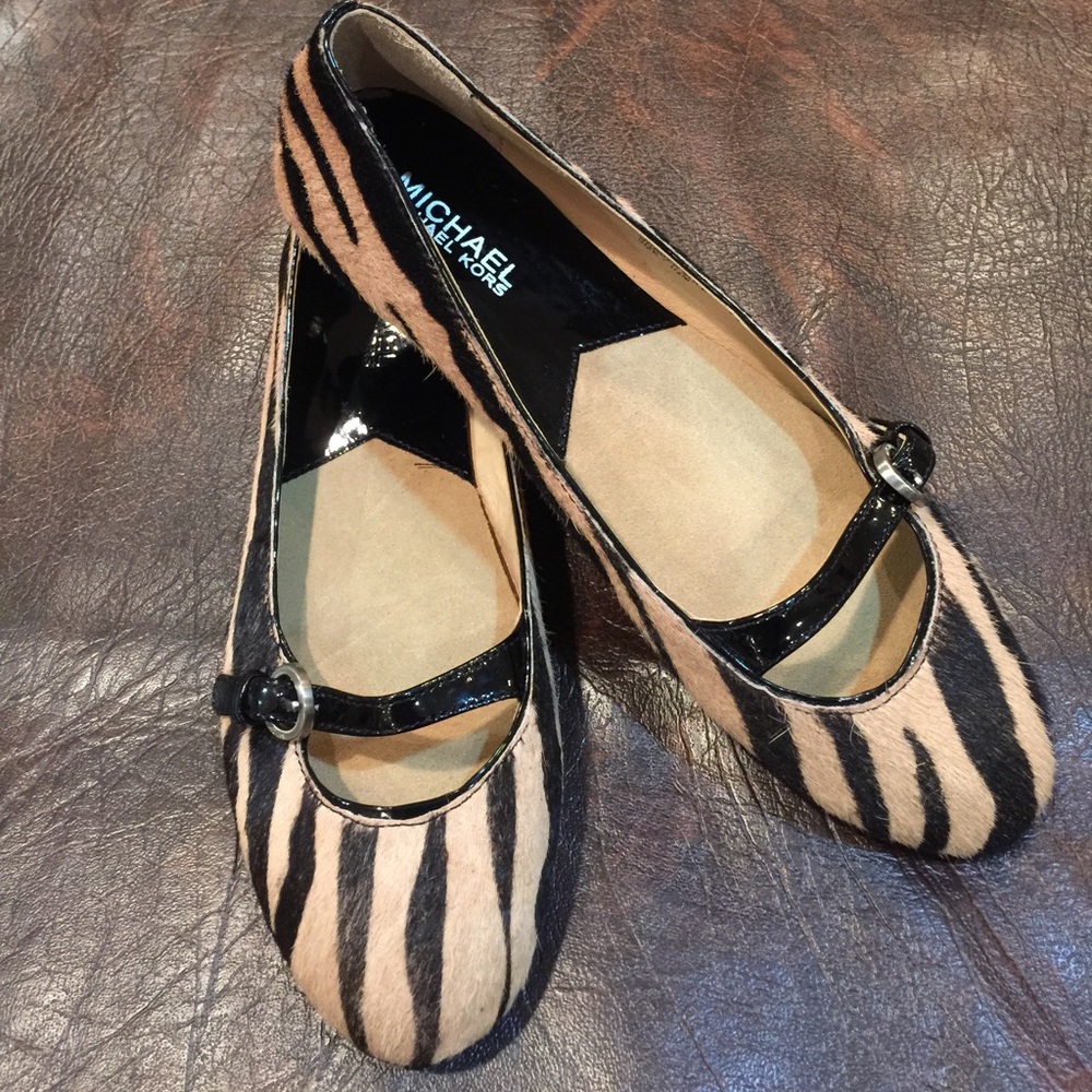 MICHAEL KORS CALF HAIR FLATS
