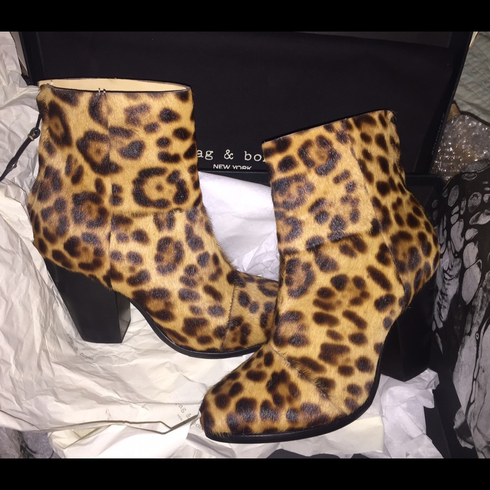 Rag & Bone Newbury leopard print boots - size 7
