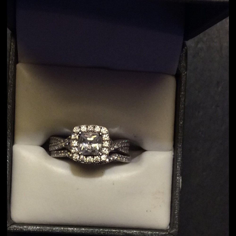 Sterling silver wedding set size 7