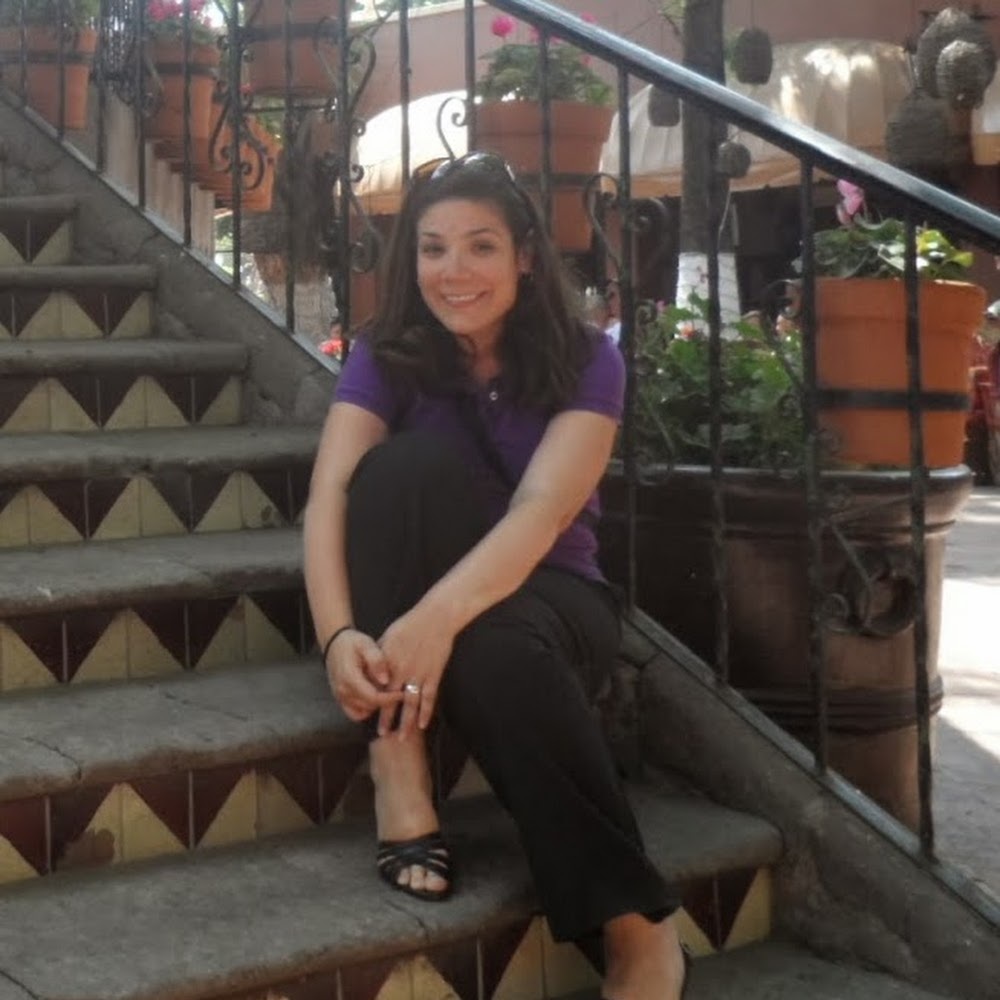 Meet your Posher, Christina
