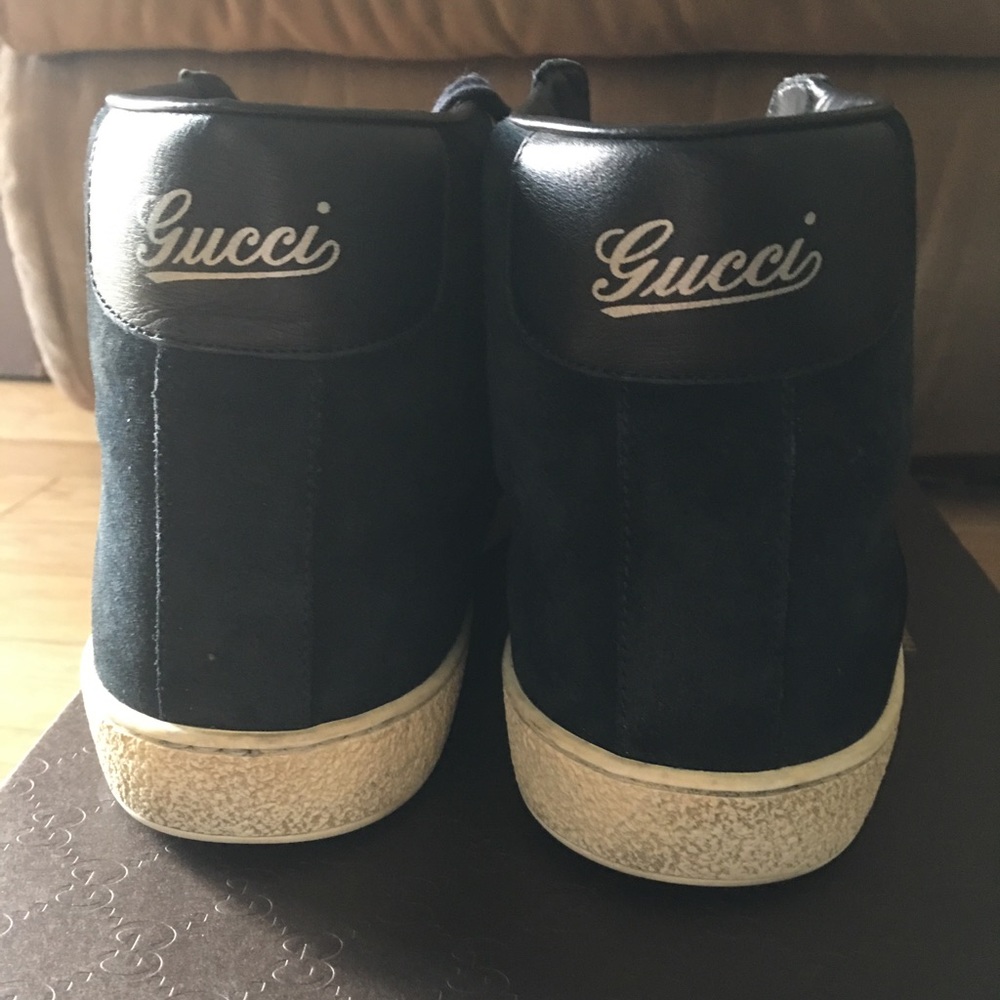 GUCCI SNEAKERS!