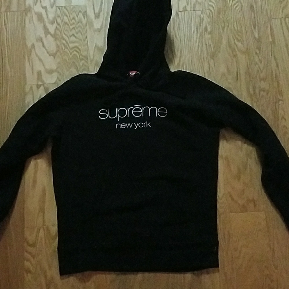 Supreme Classic Logo Black (ss17) MEDIUM