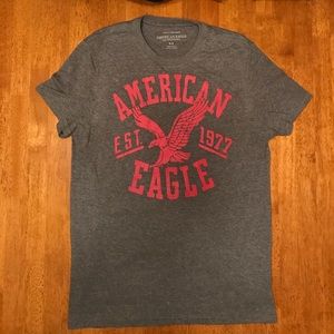 Gray American Eagle T-shirt