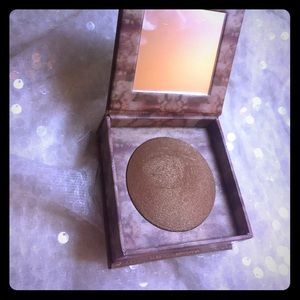 Urban Decay Naked Illuminated Lit (No Brush)