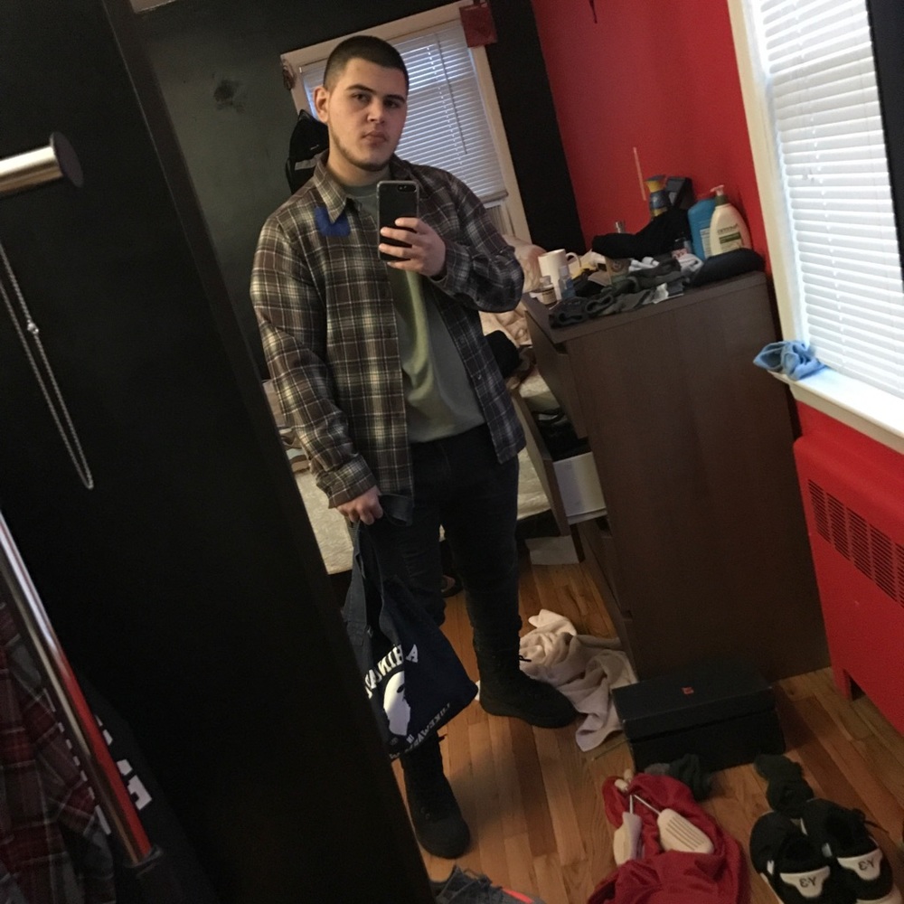 Meet your Posher, Adrian