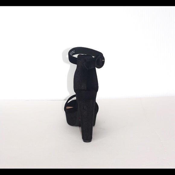 Last In stock -black platform  heels - Picture 3 of 5