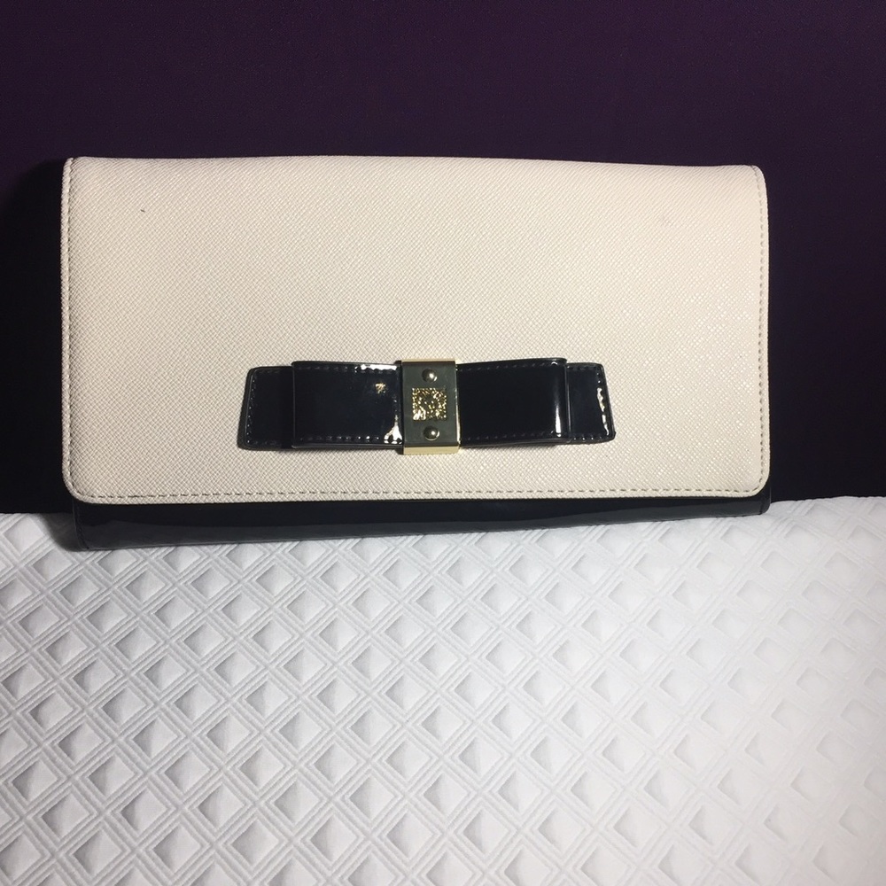 Anne Klein Tuxedo style clutch/purse