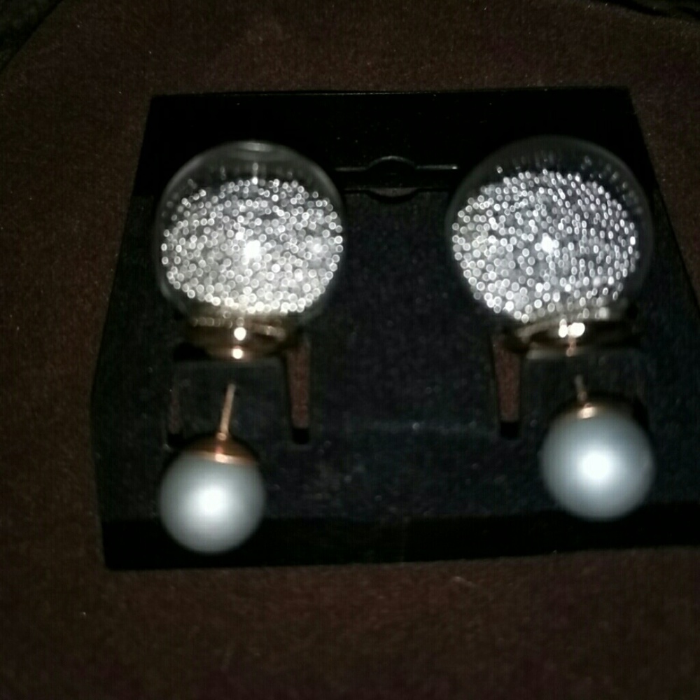 Double ball earrings