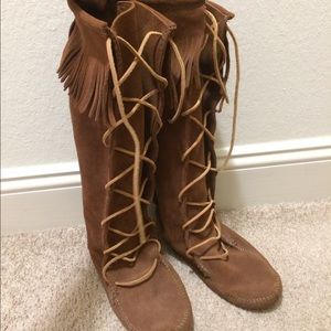 Minnetonka front lace knee high boot Brown Women 7