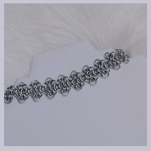 Medieval Rosette Chainmaille choker - Picture 8 of 8